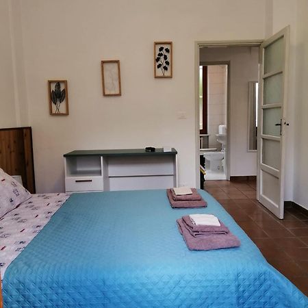 Guest House Montebello Asti Bagian luar foto