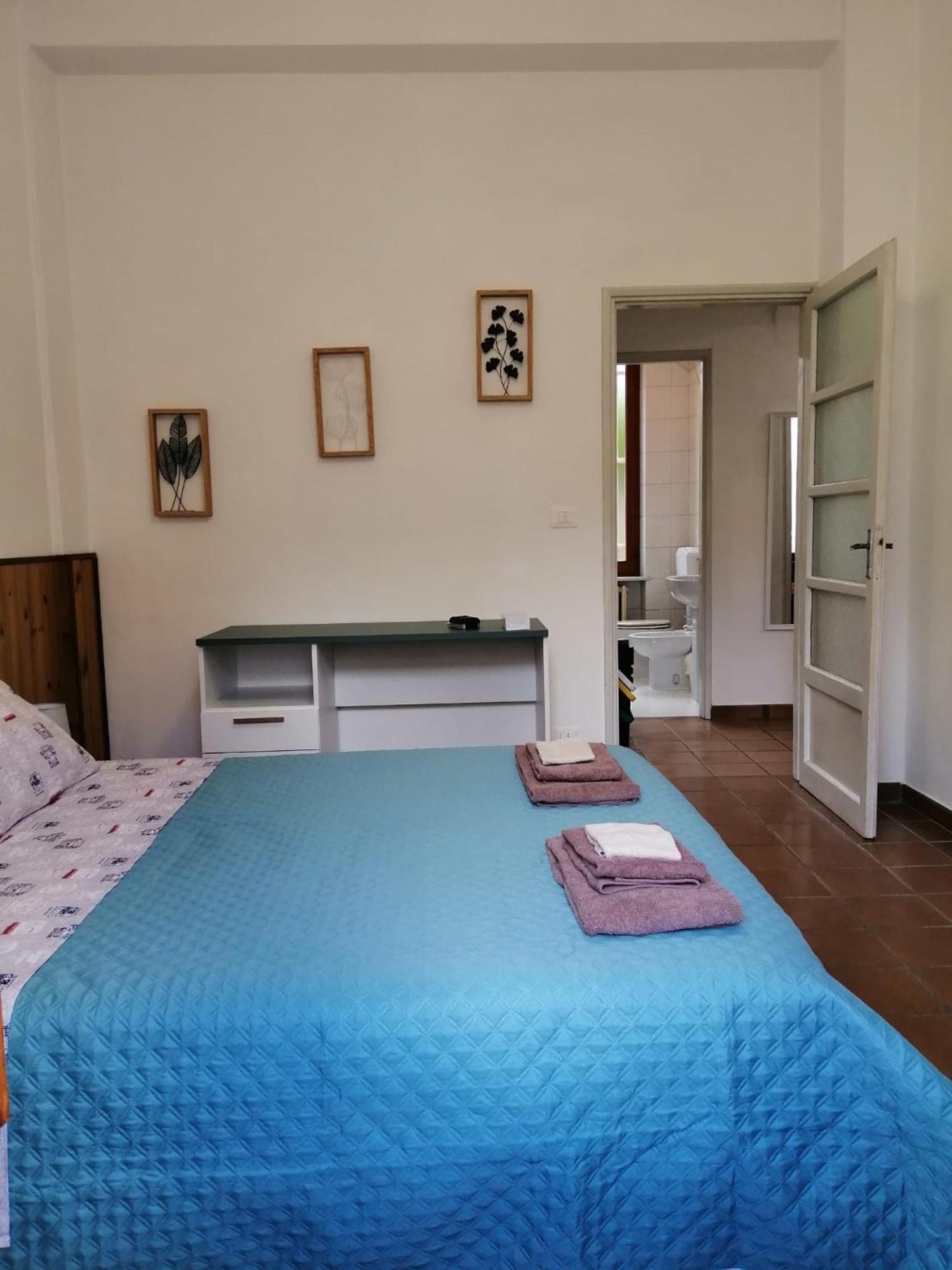 Guest House Montebello Asti Bagian luar foto